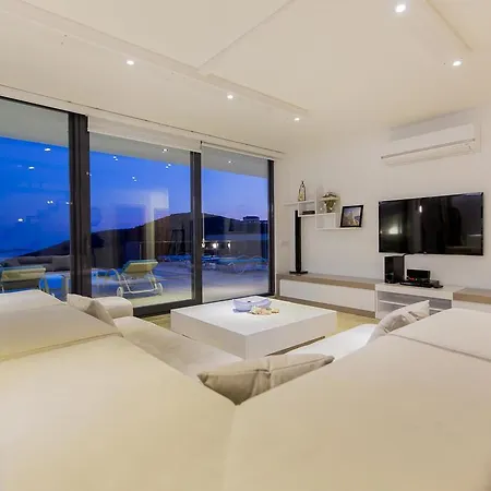 Villa Ela