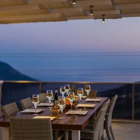 Villa Ela Βίλα *